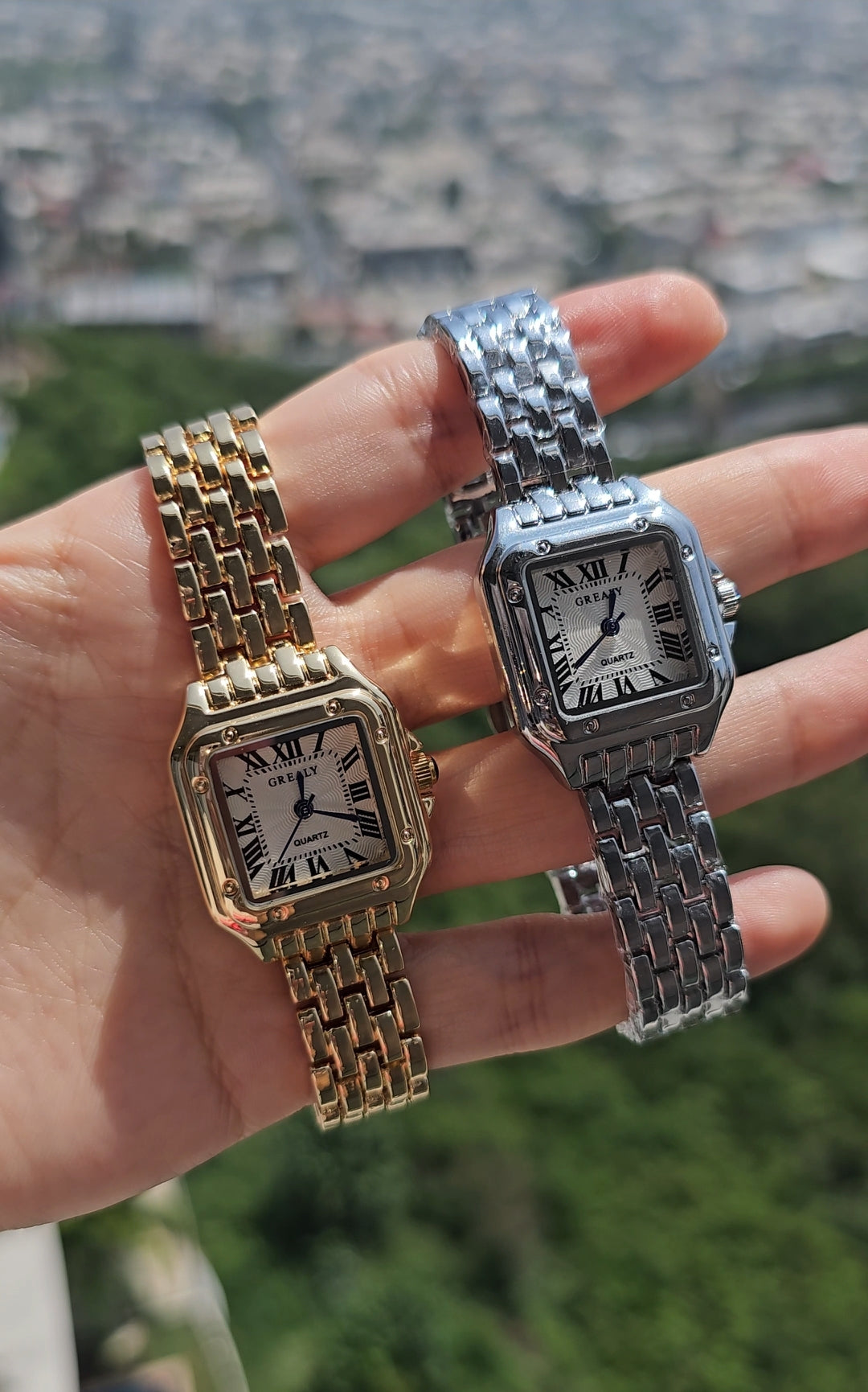 Reloj Pantera dorado