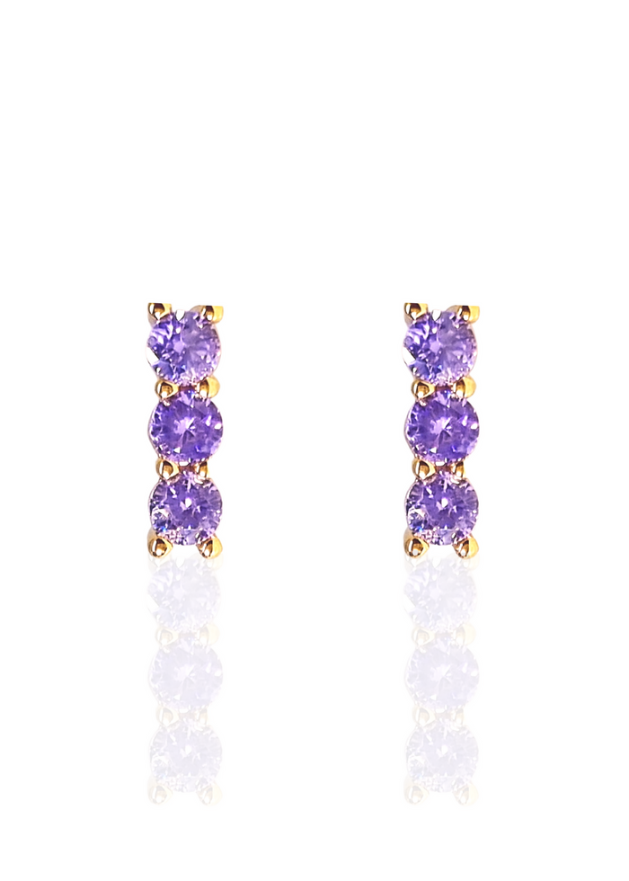 Petite studs lilac